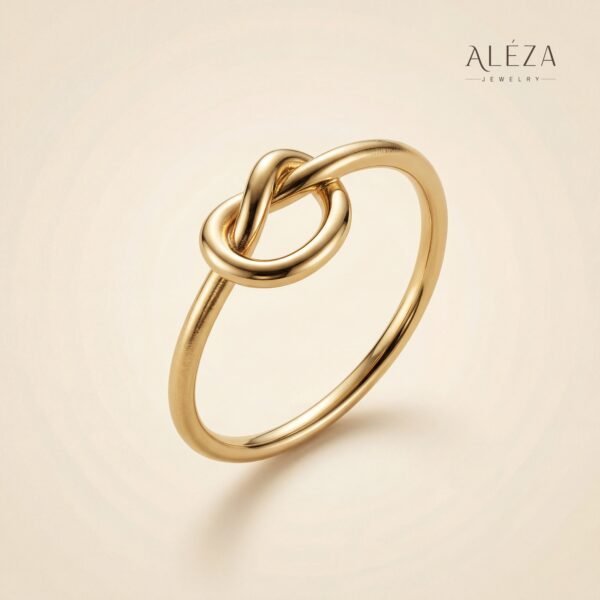 Minimalist Knot Ring Gold